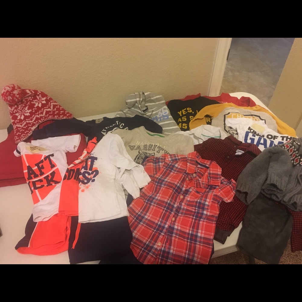 20 items - boys 2T bundle Carters brand